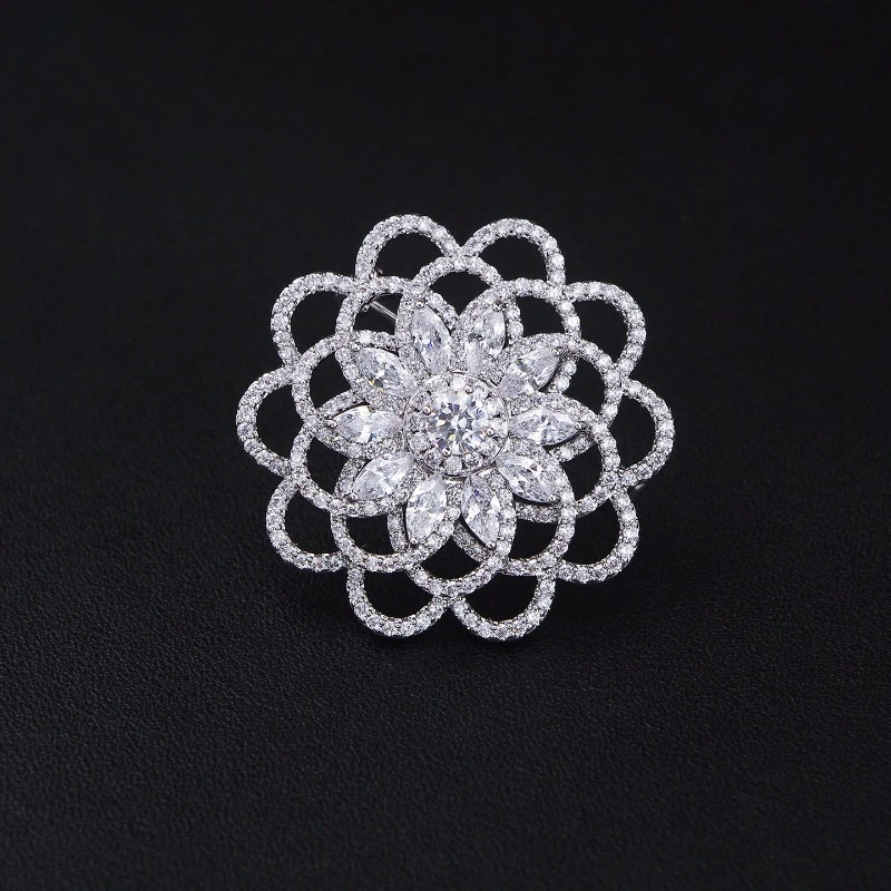 Sparkling Zirconium Camellia Brooch Hollow Chest Flower Brooch for Women
Sparkling Zirconium Camellia Brooch Hollow Chest Flower Brooch for Women