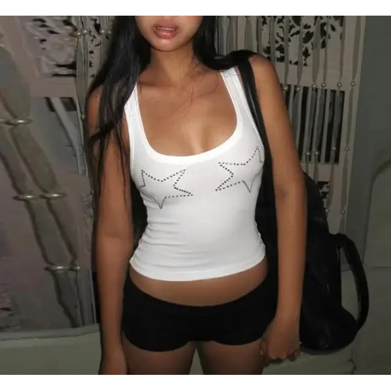 BKQU Fashion Y2k Diamond Ribbed Tank Top Women U-Neck Sleeveless Spicy Girl Slim Fit Solid Color Crop Tops 2026 Summer Clubwear
BKQU Fashion Y2k Diamond Ribbed Tank Top Women U-Neck Sleeveless Spicy Girl Slim Fit Solid Color Crop Tops 2026 Summer Clubwear
