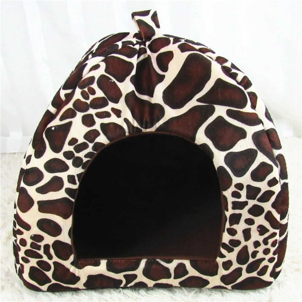 Soft Kennel Winter Pet House with Cushion Strawberry Doggy Tent Pet Bed Small and Medium Pet
Soft Kennel Winter Pet House with Cushion Strawberry Doggy Tent Pet Bed Small and Medium Pet