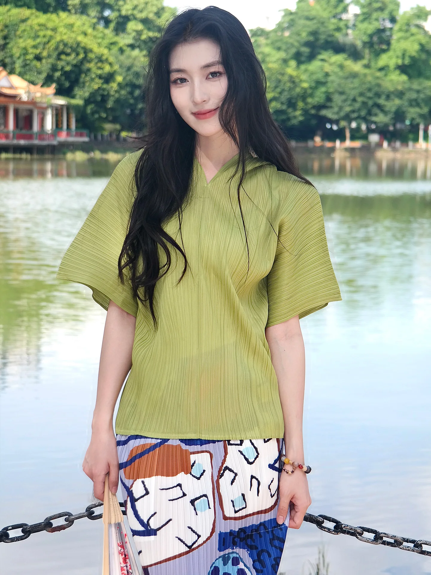 Fashionable Short Sleeve Two-Piece Set Women's High-End Slimming Top And Skirt Ensemble by Sanza Art Creation 2026 New A...
Fashionable Short Sleeve Two-Piece Set Women's High-End Slimming Top And Skirt Ensemble by Sanza Art Creation 2026 New A...