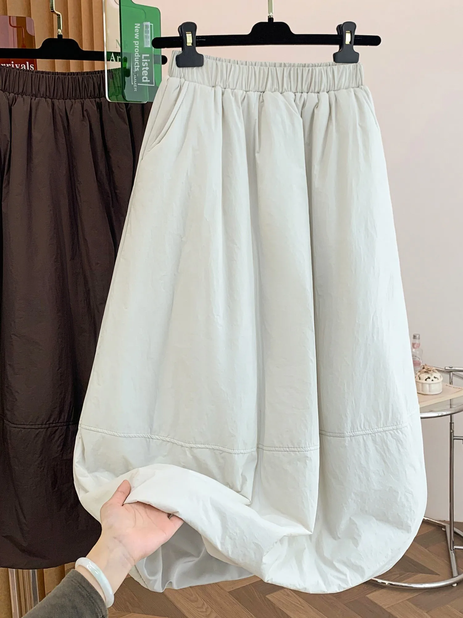 Japanese Style A-Line Skirt Women's Winter Casual Simple Elastic Waist Cotton Filled Flared Skirt Windproof Casual Skirt
Japanese Style A-Line Skirt Women's Winter Casual Simple Elastic Waist Cotton Filled Flared Skirt Windproof Casual Skirt