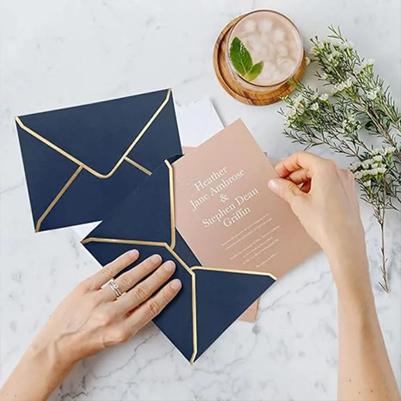 10 blue invitation envelopes with attractive V-shaped covers for mailing letters, holidays, and invitations (13.5x18.5cm)
10 blue invitation envelopes with attractive V-shaped covers for mailing letters, holidays, and invitations (13.5x18.5cm)