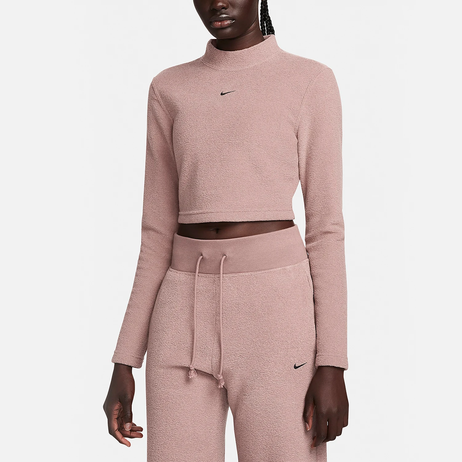 Официальный оригинальный облегающий короткий стильный женский пуловер с капюшоном Nike с длинными рукавами FN3620-208
Официальный оригинальный облегающий короткий стильный женский пуловер с капюшоном Nike с длинными рукавами FN3620-208