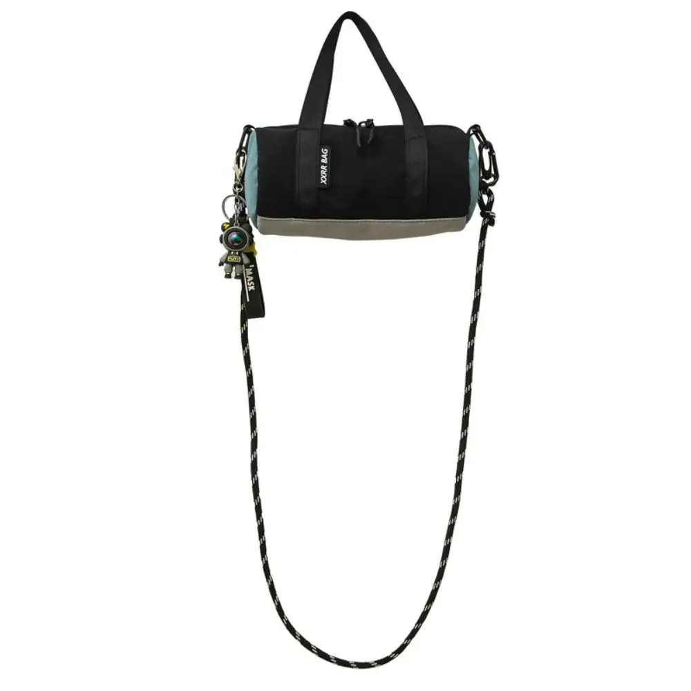 Thin Strap Men Cylindrical Bag Lightweight Breathable Small Nylon Handbag Portable Japanese Style Simple Shoulder Bag Trave
Thin Strap Men Cylindrical Bag Lightweight Breathable Small Nylon Handbag Portable Japanese Style Simple Shoulder Bag Trave