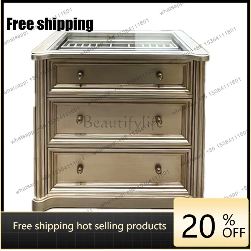 American-style walk-in closet is a solid wood island cabinet light luxury style display and storage cabinet
American-style walk-in closet is a solid wood island cabinet light luxury style display and storage cabinet