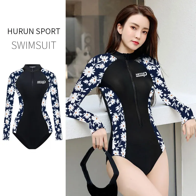 2023 Surfing Sport Swimsuit One Piece Long Sleeves Women Swimwear Surfing Bodysuit Print Floral Swim Wear Beach Surfing suit
2023 Surfing Sport Swimsuit One Piece Long Sleeves Women Swimwear Surfing Bodysuit Print Floral Swim Wear Beach Surfing suit