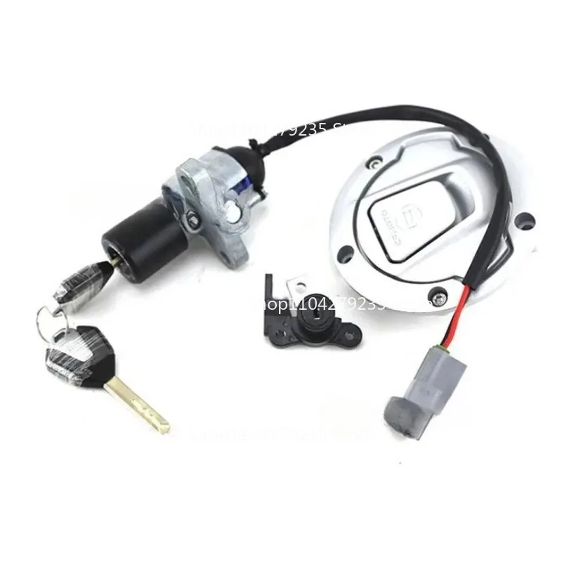 Замок ключа зажигания мотоцикла, крышка топливного бака для CFMOTO 450SR CF450SR CF400-6 CF MOTO SR450 400-6
Замок ключа зажигания мотоцикла, крышка топливного бака для CFMOTO 450SR CF450SR CF400-6 CF MOTO SR450 400-6