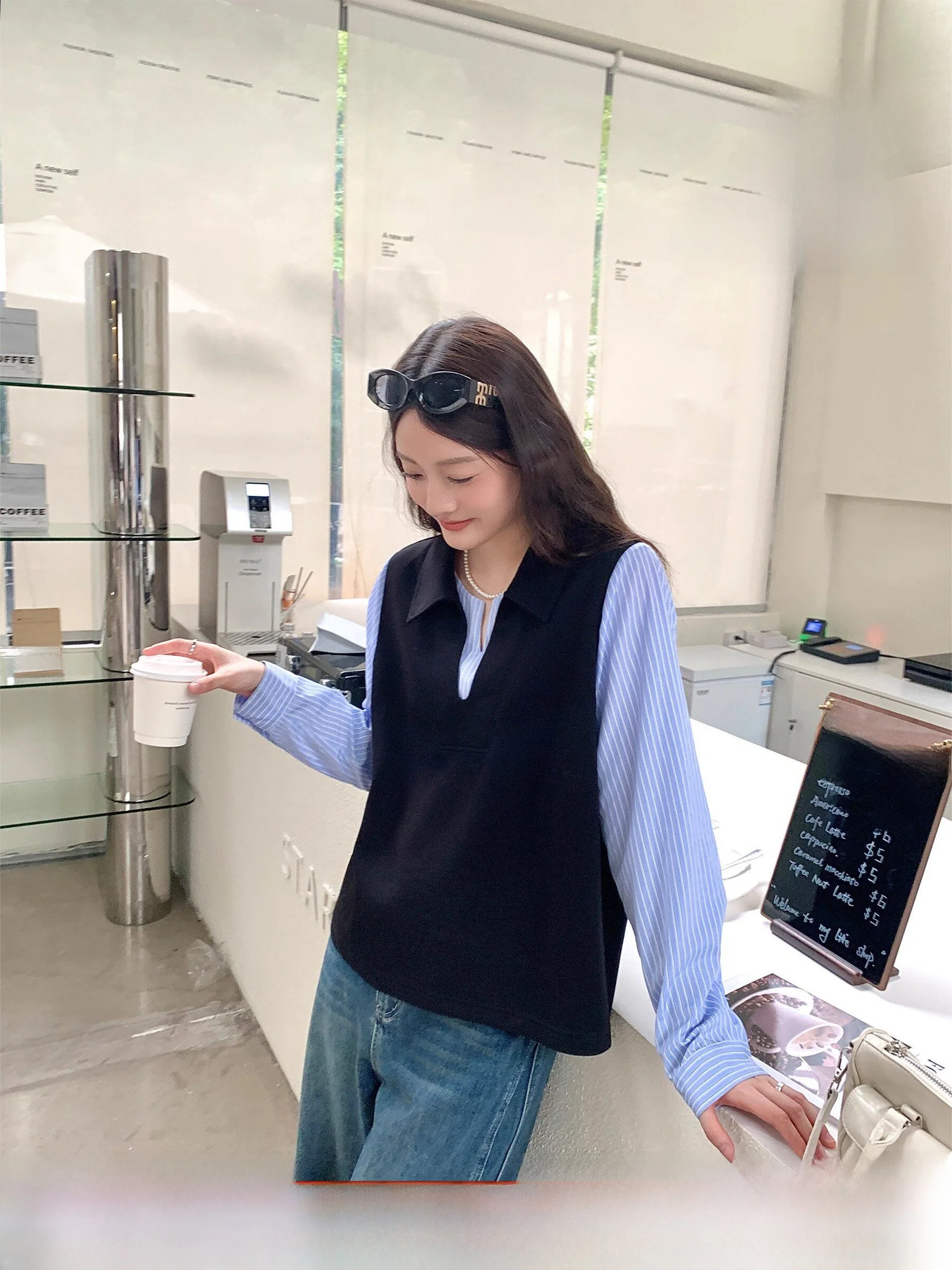 Bla Loose Collar irt Women's Autumn plus Size Korean Sle Casual Loose Slimming Versatile Top Li Xiaolong Brand
Bla Loose Collar irt Women's Autumn plus Size Korean Sle Casual Loose Slimming Versatile Top Li Xiaolong Brand