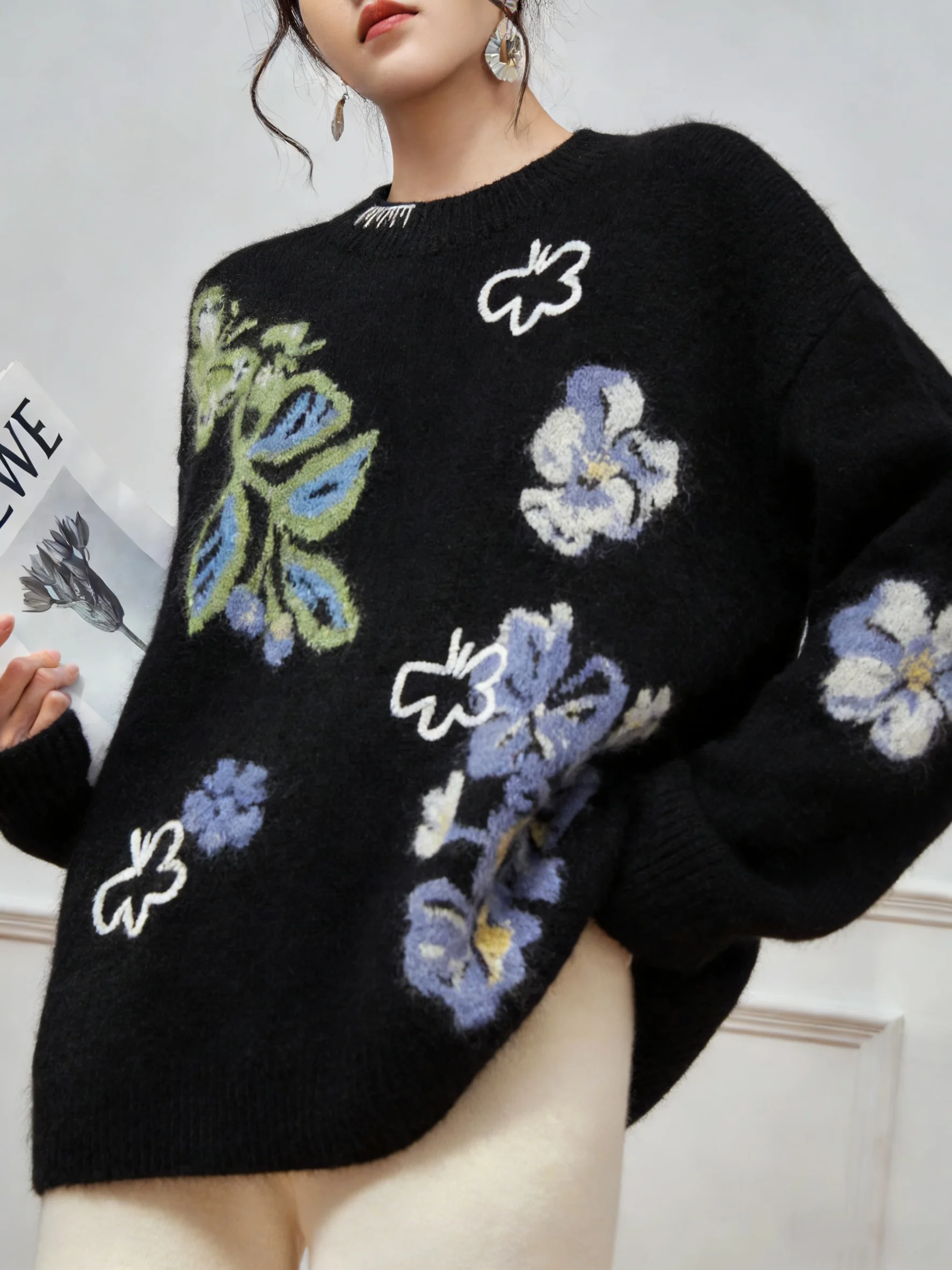 Bla Knitted Sweater Women's Loose Fit Overhead Floral Embroidery Design Winter Inner Wear Outer Wear Comfortable Long Sve
Bla Knitted Sweater Women's Loose Fit Overhead Floral Embroidery Design Winter Inner Wear Outer Wear Comfortable Long Sve