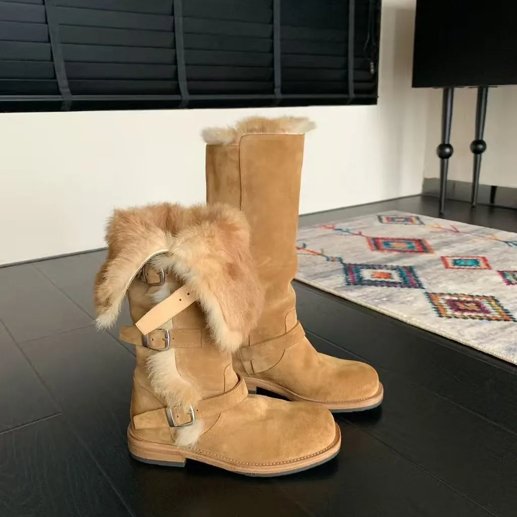 Women Long Snow Boots with Heels Thickened Warm Cotton Boots Belt Buckle Decoration Velvet Women Boot Outdoor Fashionable Boot
Women Long Snow Boots with Heels Thickened Warm Cotton Boots Belt Buckle Decoration Velvet Women Boot Outdoor Fashionable Boot