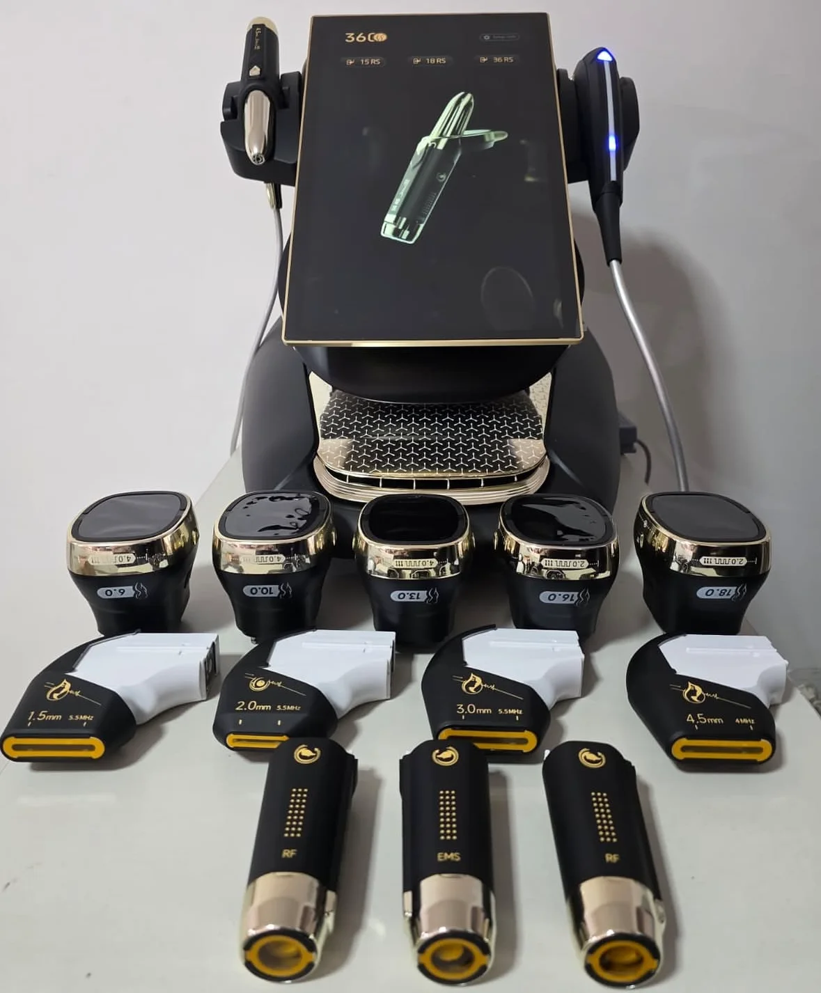 360MAX 25D HiFU 3 In 1 Technology Machine For Non Invasive Facial Slimming Anti Aging And Body Firming
360MAX 25D HiFU 3 In 1 Technology Machine For Non Invasive Facial Slimming Anti Aging And Body Firming