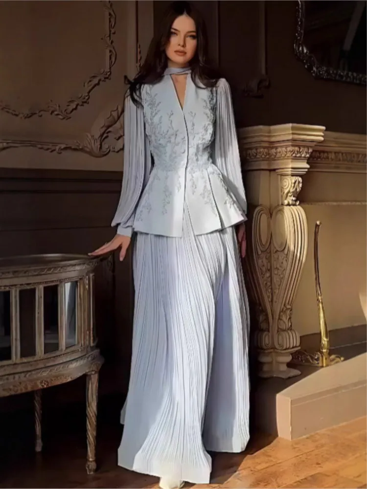 2026 Autumn Woman 2 Piece Set Outfit Long-sleeved V-neck Fashion Retro Long Sleeves Tops Shirt Skirt Two-piece Set Temperament
2026 Autumn Woman 2 Piece Set Outfit Long-sleeved V-neck Fashion Retro Long Sleeves Tops Shirt Skirt Two-piece Set Temperament