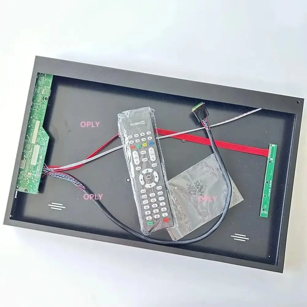 Комплект платы драйвера контроллера с металлическим корпусом для B156XW04 BT156GW01 1366 × 768, экран 15,6 дюйма, монитор AV, USB, VGA, HDMI-совместимый телевизор 
Комплект платы драйвера контроллера с металлическим корпусом для B156XW04 BT156GW01 1366 × 768, экран 15,6 дюйма, монитор AV, USB, VGA, HDMI-совместимый телевизор