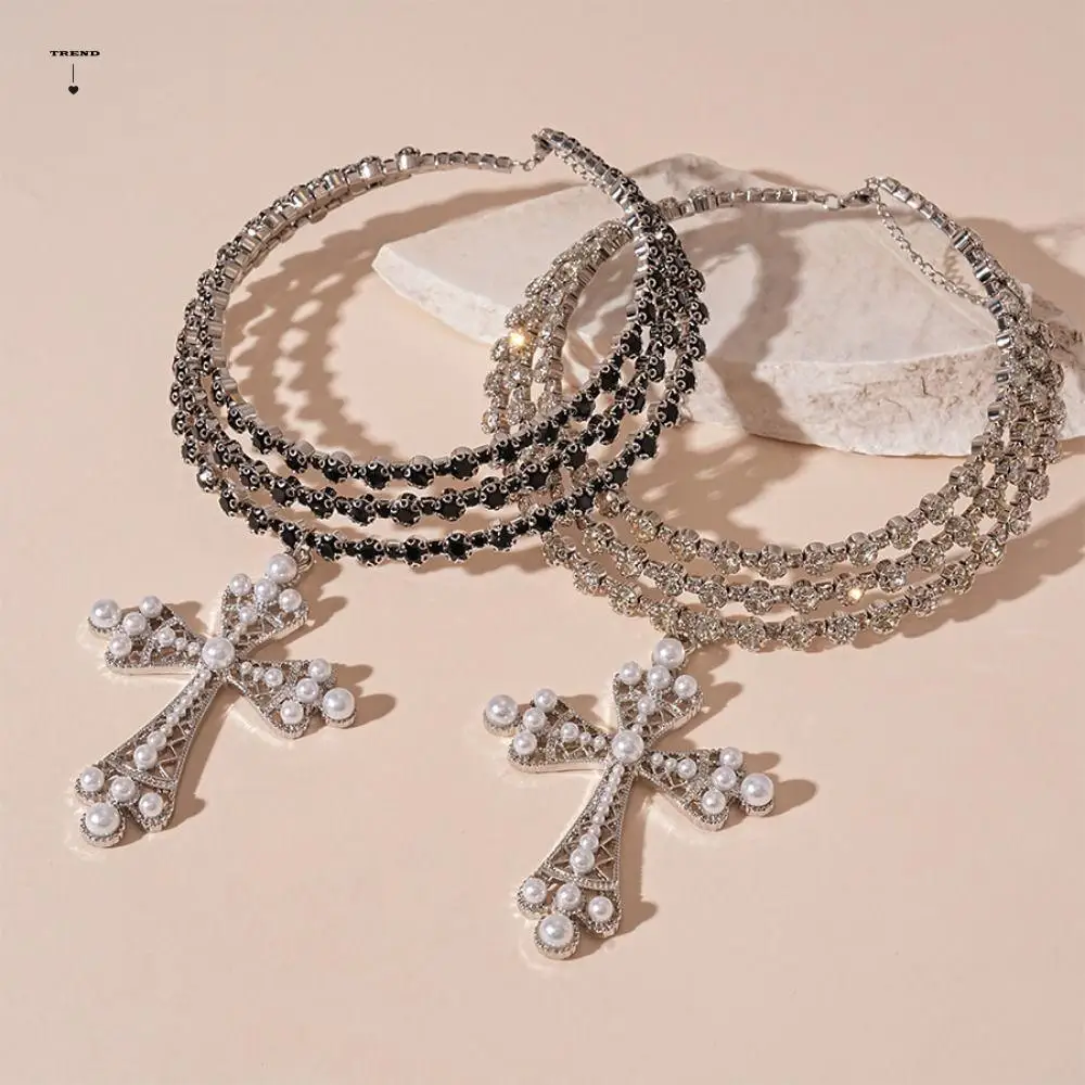 Trendy Cross Pendant Necklace Shiny Rhinestones Multilayer Rhinestones Necklace Imitation Pearl Alloy Clavicle Chain
Trendy Cross Pendant Necklace Shiny Rhinestones Multilayer Rhinestones Necklace Imitation Pearl Alloy Clavicle Chain