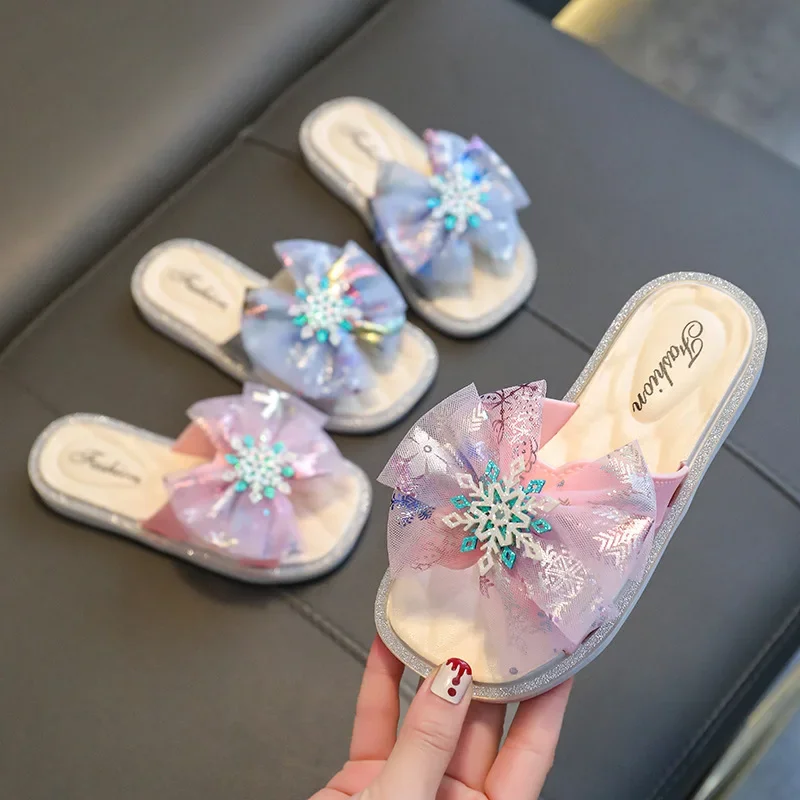 Children's Slippers Summer Slippers Home Slippers Non-slip Girls Baby Outdoor Sandals Kids Bow Snowflake Baby Princess Slippers
Children's Slippers Summer Slippers Home Slippers Non-slip Girls Baby Outdoor Sandals Kids Bow Snowflake Baby Princess Slippers