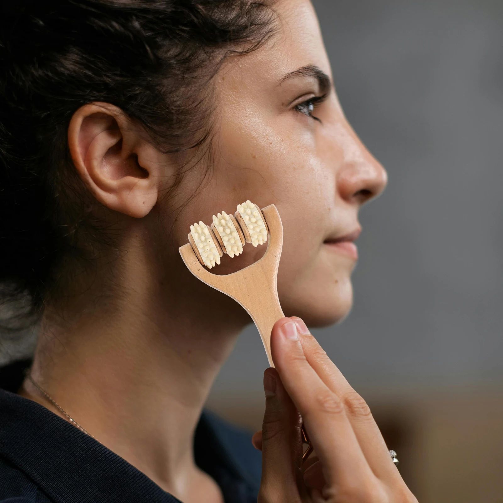 3Pcs Wood Massage Roller Set Handheld Wooden Massager Tool for Body Face Relaxation Acupoint Therapy Portable Relaxation
3Pcs Wood Massage Roller Set Handheld Wooden Massager Tool for Body Face Relaxation Acupoint Therapy Portable Relaxation