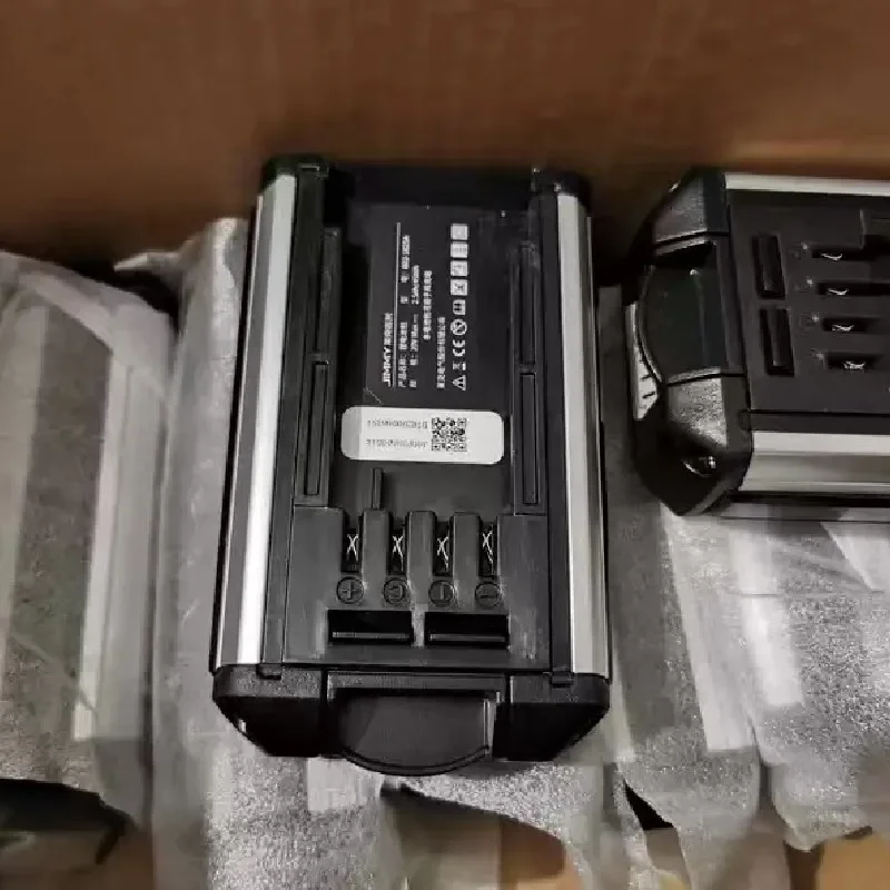 100%original 2500mAh 20V for LEXY JIMMY B02-1825A B02-1830 JW31 JW51 HPD2301 Handheld Flushing Gun Car Washer Battery
100%original 2500mAh 20V for LEXY JIMMY B02-1825A B02-1830 JW31 JW51 HPD2301 Handheld Flushing Gun Car Washer Battery