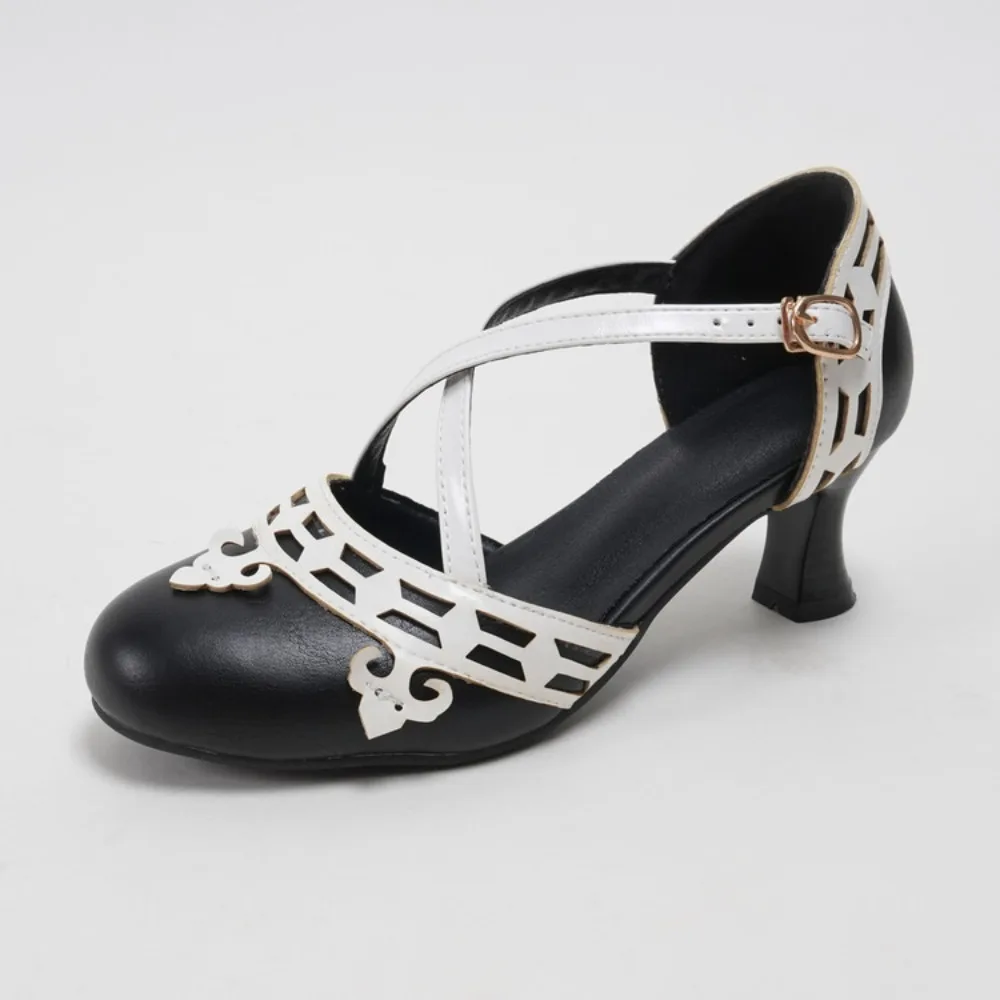 2026 Big Size 48 Women's Retro Black 6cm Kitten Heels Cross-Strap Sandals Summer Vintage Round Toe Office Lady Sandals Shoes
2026 Big Size 48 Women's Retro Black 6cm Kitten Heels Cross-Strap Sandals Summer Vintage Round Toe Office Lady Sandals Shoes