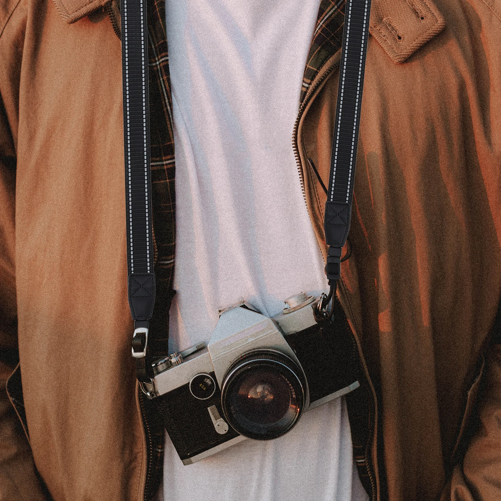 Camera Strap Black Neck Child Portable Adjustable Shoulder Ergonomic Lightweight Universal Straps Photographers Outdoor
Camera Strap Black Neck Child Portable Adjustable Shoulder Ergonomic Lightweight Universal Straps Photographers Outdoor