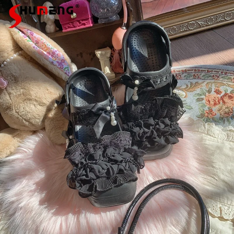 Dark Lolita Lace Pearl Platform Clogs Sweet Cool Elevated Hollow Sandals Slip On Thick Sole Gothic Daily Matching Shoes For Girl
Dark Lolita Lace Pearl Platform Clogs Sweet Cool Elevated Hollow Sandals Slip On Thick Sole Gothic Daily Matching Shoes For Girl