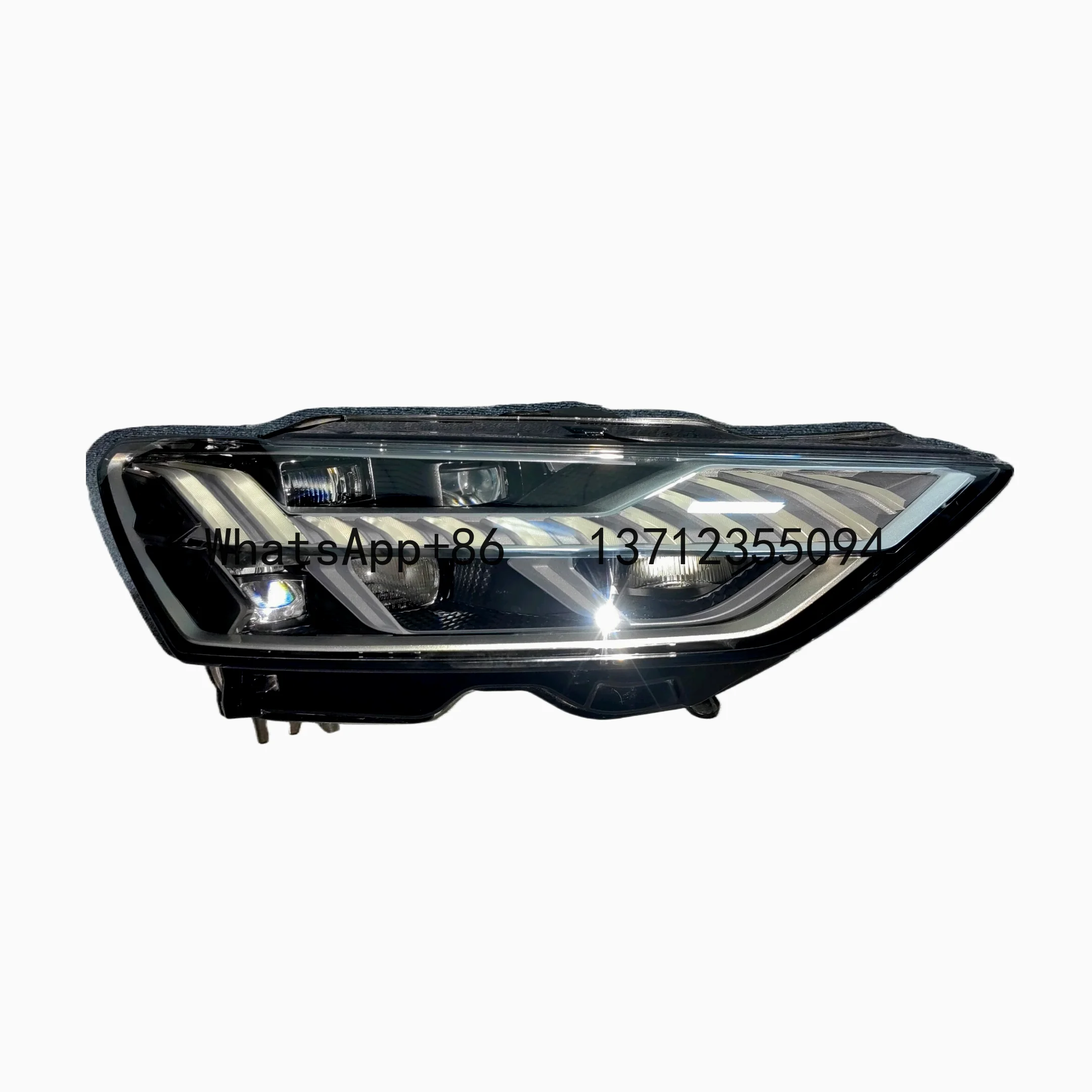 Suitable for High-quality Automatic Lighting System LED Headlights of Audi A7 Cars
Suitable for High-quality Automatic Lighting System LED Headlights of Audi A7 Cars
