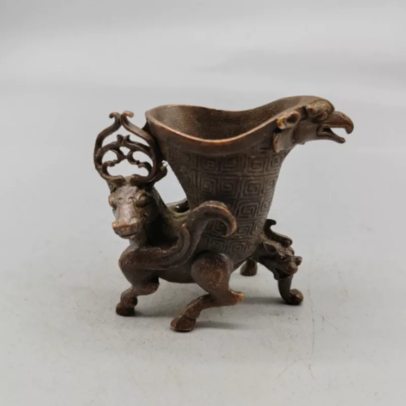 Antique copper deer antlers phoenix bird tea cup tea ceremony ornament home and office desktop decoration handicrafts
Antique copper deer antlers phoenix bird tea cup tea ceremony ornament home and office desktop decoration handicrafts