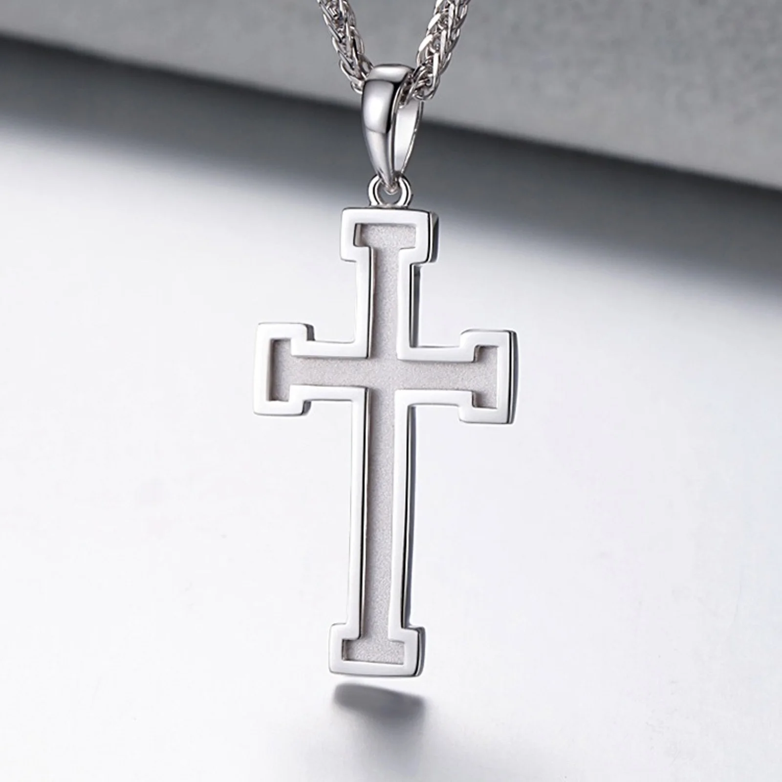 Real Pure Platinum 950 Men Women Gift Lucky Carved Satin Cross Pendant 5.3-5.5g
Real Pure Platinum 950 Men Women Gift Lucky Carved Satin Cross Pendant 5.3-5.5g