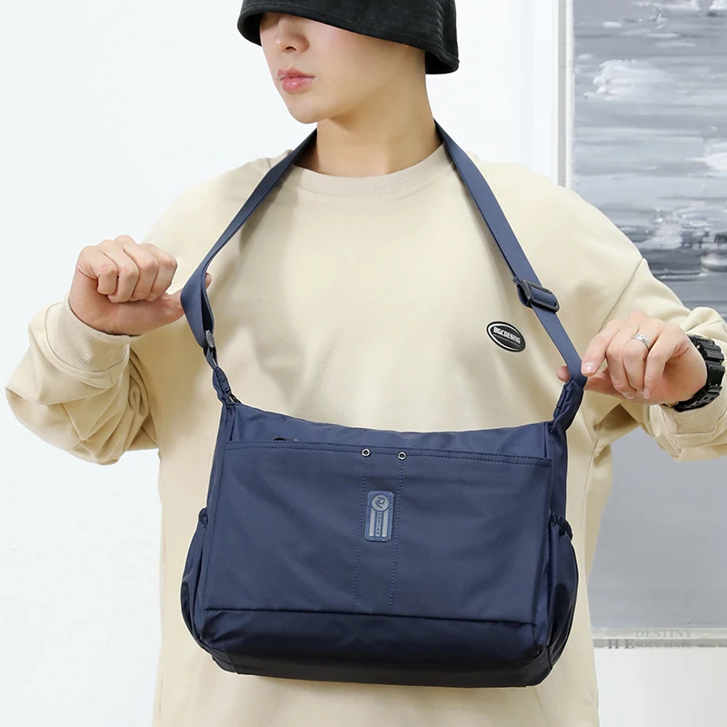 High Quality Men's Shoulder Crossbody Bag Outdoor Sports Man Messenger Bag Waterproof Nylon Business Male Handbags
High Quality Men's Shoulder Crossbody Bag Outdoor Sports Man Messenger Bag Waterproof Nylon Business Male Handbags