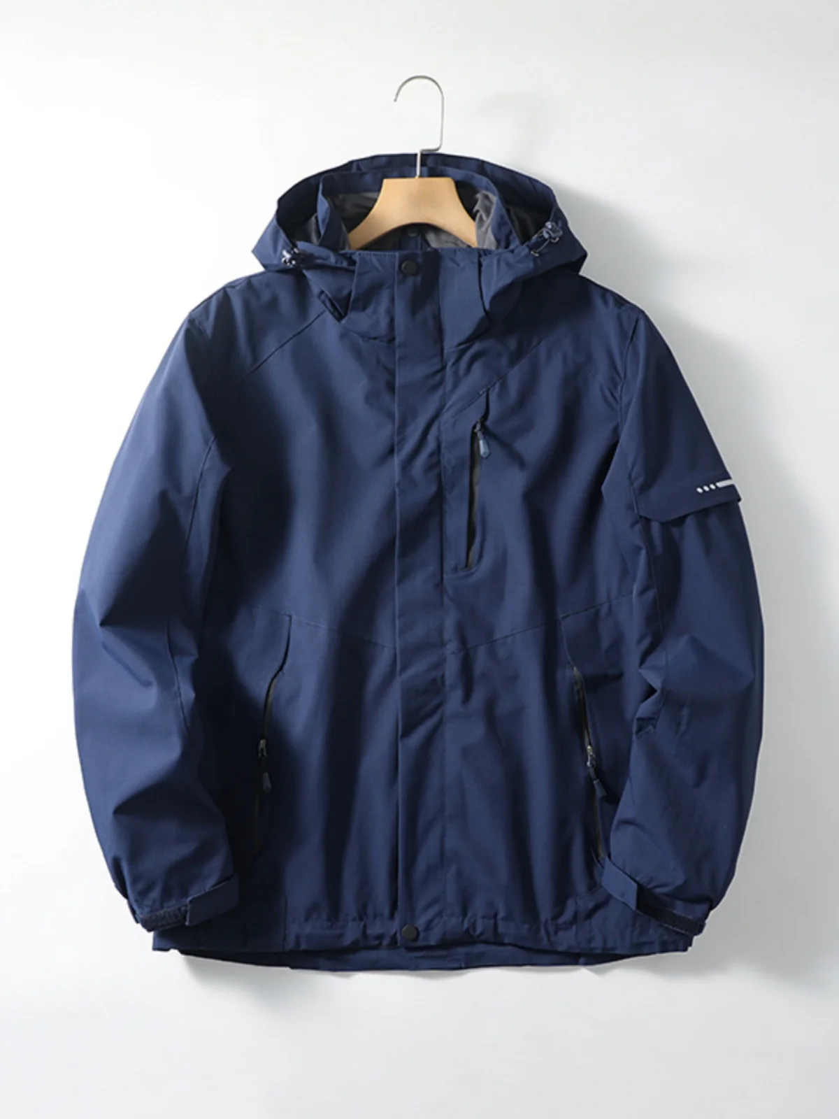 Мужская ветрозащитная куртка для активного отдыха с отстегивающимся капюшоном, осенняя новинка, модная городская молодежная модель с длинными рукавами на молнии
Мужская ветрозащитная куртка для активного отдыха с отстегивающимся капюшоном, осенняя новинка, модная городская молодежная модель с длинными рукавами на молнии