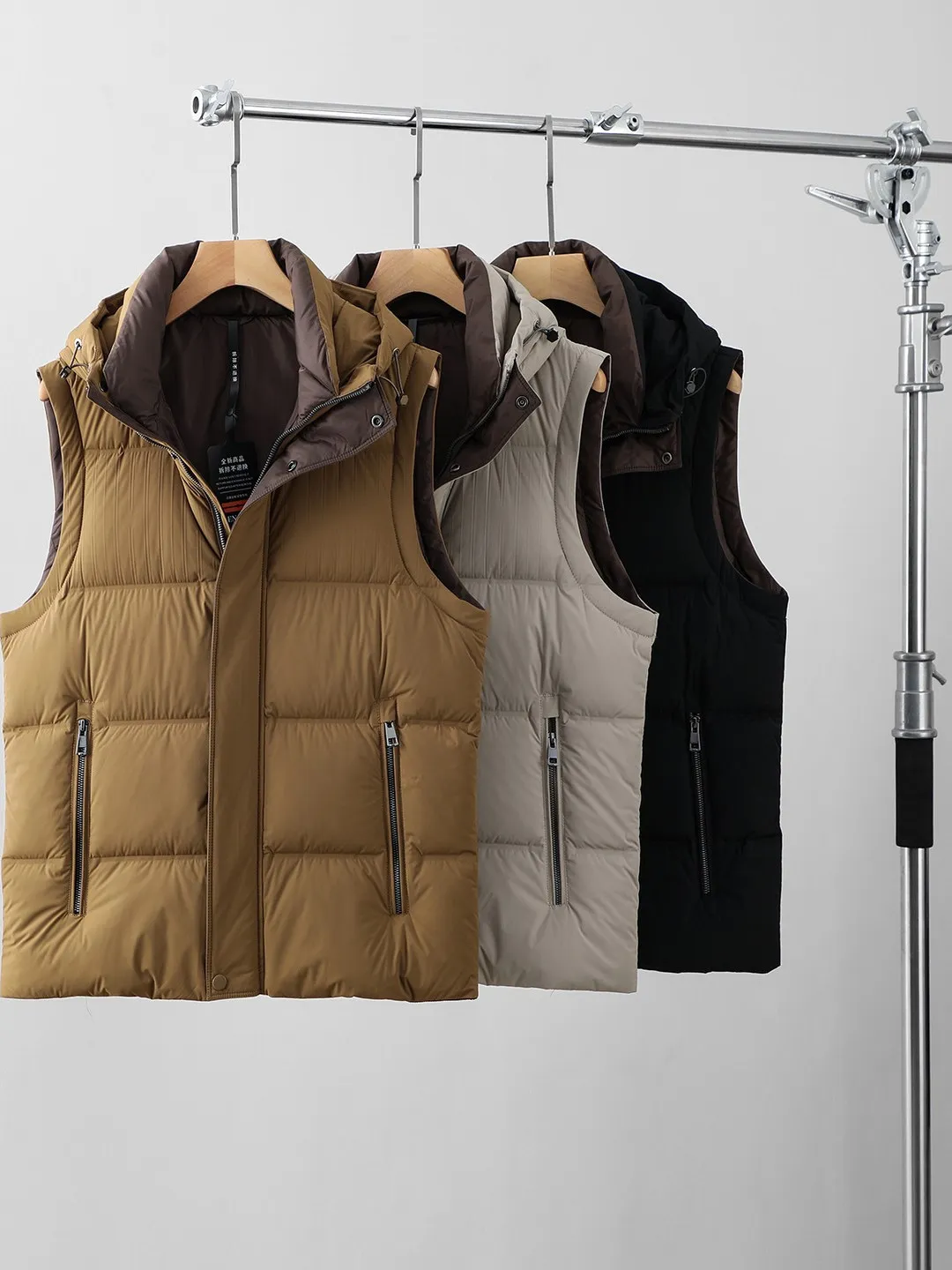 Warmth Men's Du down Vest Faionable Urban Sle Waterproof Polyester Fabric Hooded Zipper Closure Color Workwear Ja...
Warmth Men's Du down Vest Faionable Urban Sle Waterproof Polyester Fabric Hooded Zipper Closure Color Workwear Ja...