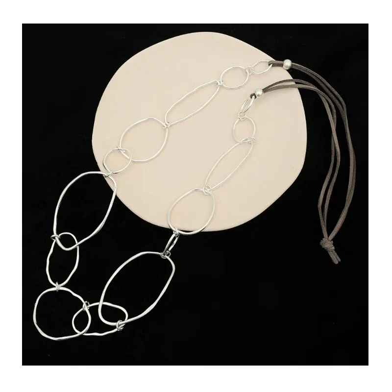 Foreign Trade New Women's Necklace Hot-selling Exaggerated Style Chain Simple Single-layer Personalized Jewelry Sweater Necklace
Foreign Trade New Women's Necklace Hot-selling Exaggerated Style Chain Simple Single-layer Personalized Jewelry Sweater Necklace