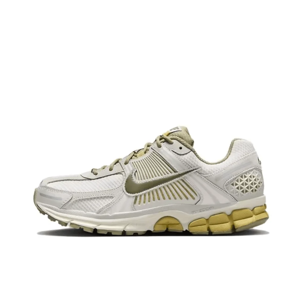 Nike Zoom Vomero 5 Нескользящие мягкие износостойкие удобные нескользящие дышащие модные универсальные кроссовки Синий/серый
Nike Zoom Vomero 5 Нескользящие мягкие износостойкие удобные нескользящие дышащие модные универсальные кроссовки Синий/серый
