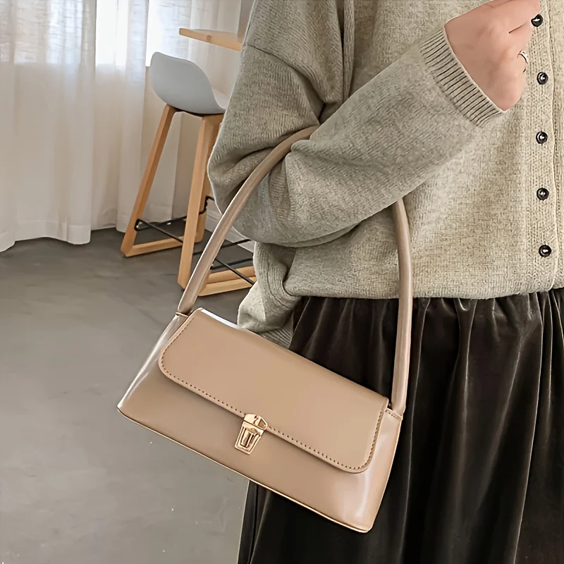 Vintage Chic Black Retro Flap Shoulder Underarm Bag, Minimalist Faux Leather Handbag Purse for Women’s Daily & Vintage Outfits
Vintage Chic Black Retro Flap Shoulder Underarm Bag, Minimalist Faux Leather Handbag Purse for Women’s Daily & Vintage Outfits