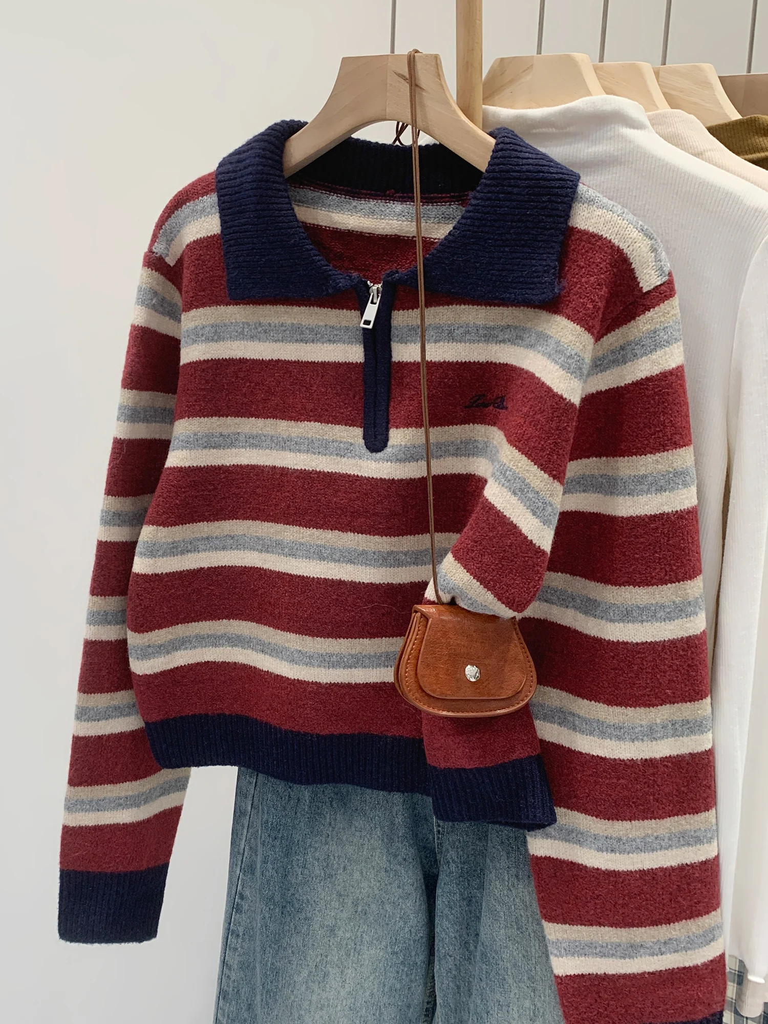 Elegant Striped Shirt Women's Long Sleeve Knitted Sweater Commute Style Korean Loose Fit Autumn New Arrival Single Piece
Elegant Striped Shirt Women's Long Sleeve Knitted Sweater Commute Style Korean Loose Fit Autumn New Arrival Single Piece