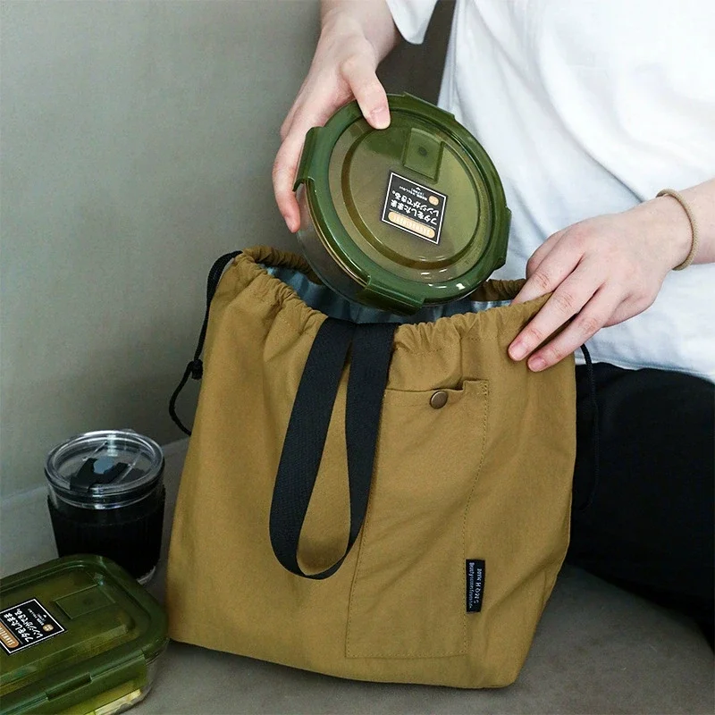1PC Japanese Korean Lunch Bag Cotton Canvas Large Solid Color Drawstring Portable Thermal Insulated Picnic Storage Bento Box Bag
1PC Japanese Korean Lunch Bag Cotton Canvas Large Solid Color Drawstring Portable Thermal Insulated Picnic Storage Bento Box Bag