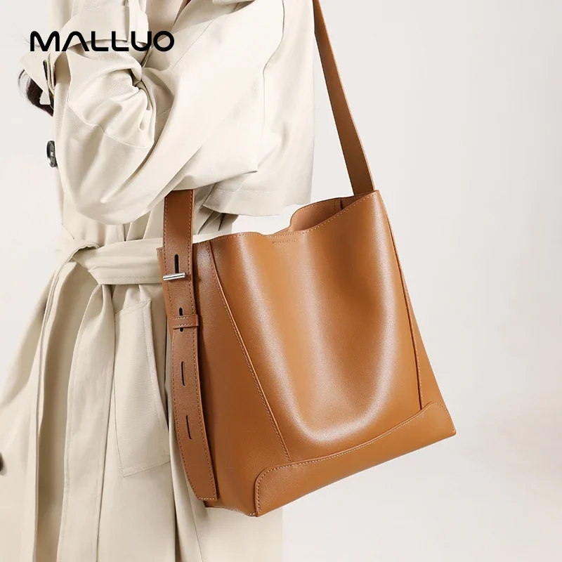 Women's Cow Genuine Leather Shoulder Bags Ladies Soft Cowhide Fashion Design Bag Female Retro Luxury Tote Bucket Handbag Lady
Women's Cow Genuine Leather Shoulder Bags Ladies Soft Cowhide Fashion Design Bag Female Retro Luxury Tote Bucket Handbag Lady
