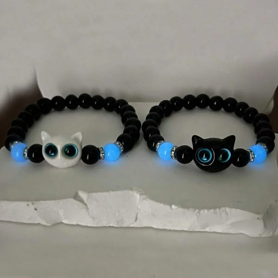Luminous cute cat bracelet Fashion cute couple/best friend glowing cat bracelet in the dark Holiday birthday gift
Luminous cute cat bracelet Fashion cute couple/best friend glowing cat bracelet in the dark Holiday birthday gift