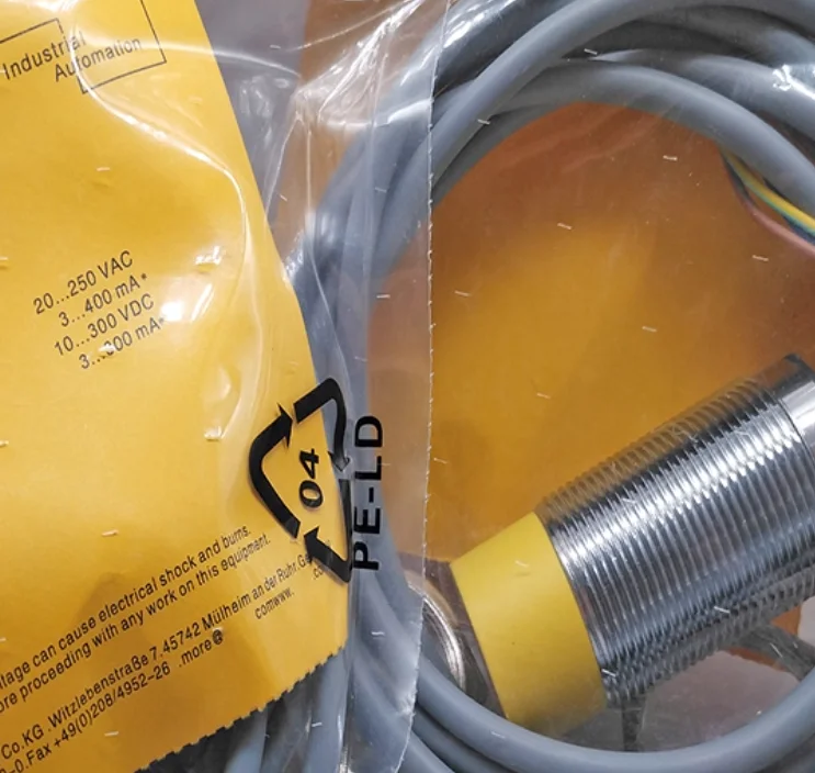 3pcs New inductive sensor NI15-M30-AD4X NI15-M30-RD4X NI4-M12-AP6X NI4-M12-AN6X NI30U-M30-RP6X
3pcs New inductive sensor NI15-M30-AD4X NI15-M30-RD4X NI4-M12-AP6X NI4-M12-AN6X NI30U-M30-RP6X