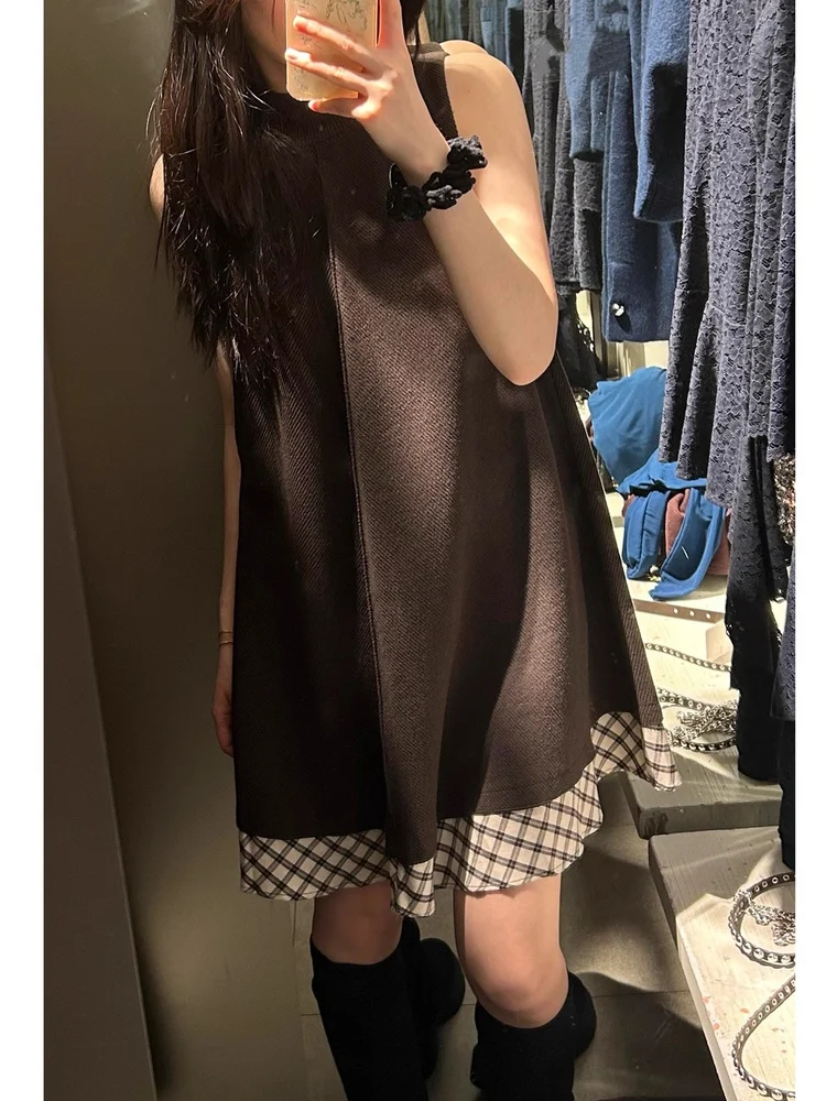 Женская модная повседневная юбка А-силуэта Spicy Girl Plaid Dr Brown с воротником-стойкой и лоскутным узором, осенняя новинка
Женская модная повседневная юбка А-силуэта Spicy Girl Plaid Dr Brown с воротником-стойкой и лоскутным узором, осенняя новинка