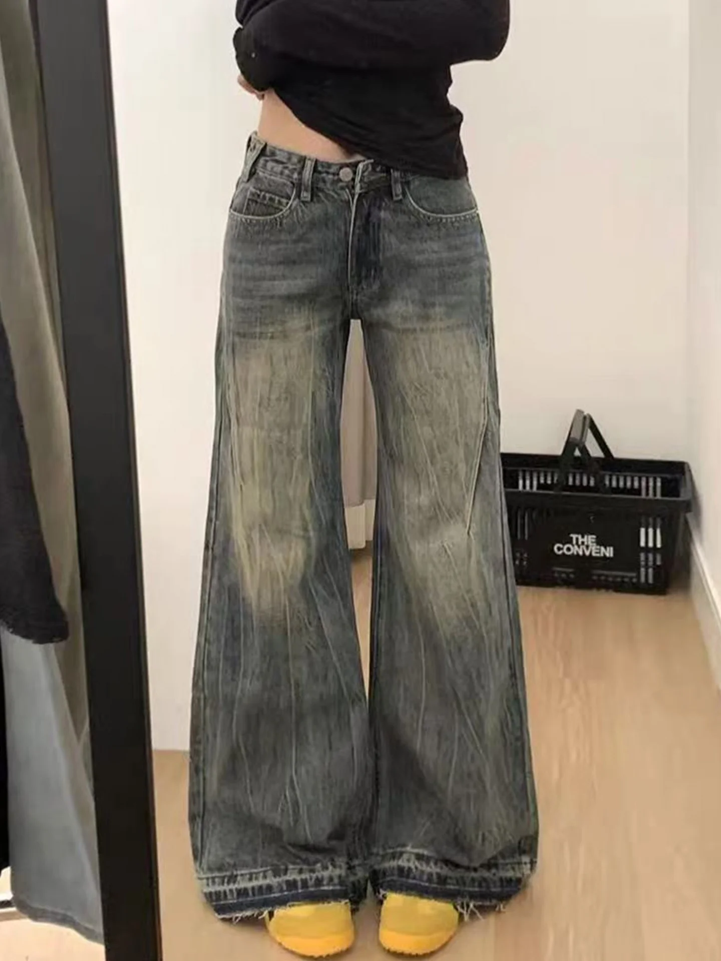 Retro Tie Dye Micro Flared Jeans Women's Versatile High Waist Loose Wide Leg Slim Straight Drapey Floor Length Pants
Retro Tie Dye Micro Flared Jeans Women's Versatile High Waist Loose Wide Leg Slim Straight Drapey Floor Length Pants