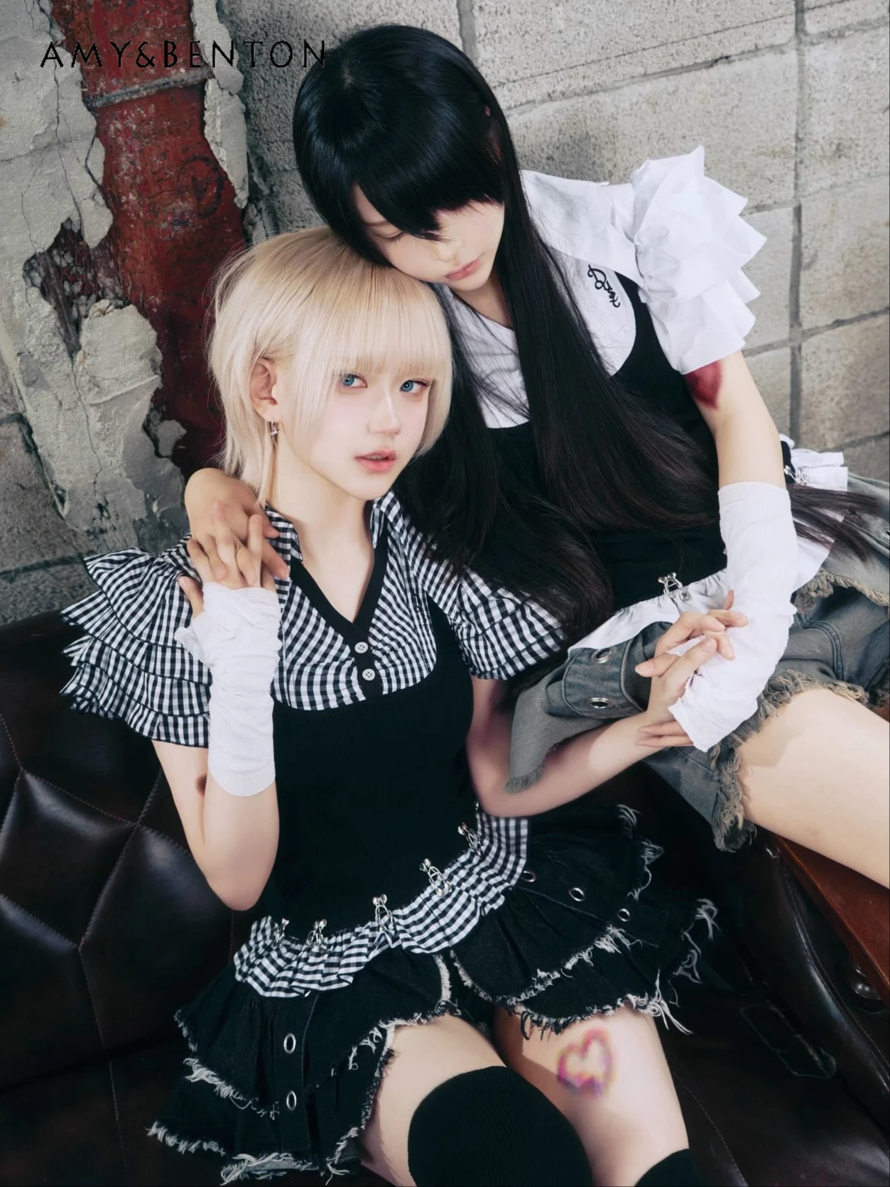 Japanese Mine Series Subculture Mass-produced Plaid Shirt Sweet Girl Ruffle Edge Splicing Short-sleeved Blouse Gothic Y2K Top
Japanese Mine Series Subculture Mass-produced Plaid Shirt Sweet Girl Ruffle Edge Splicing Short-sleeved Blouse Gothic Y2K Top