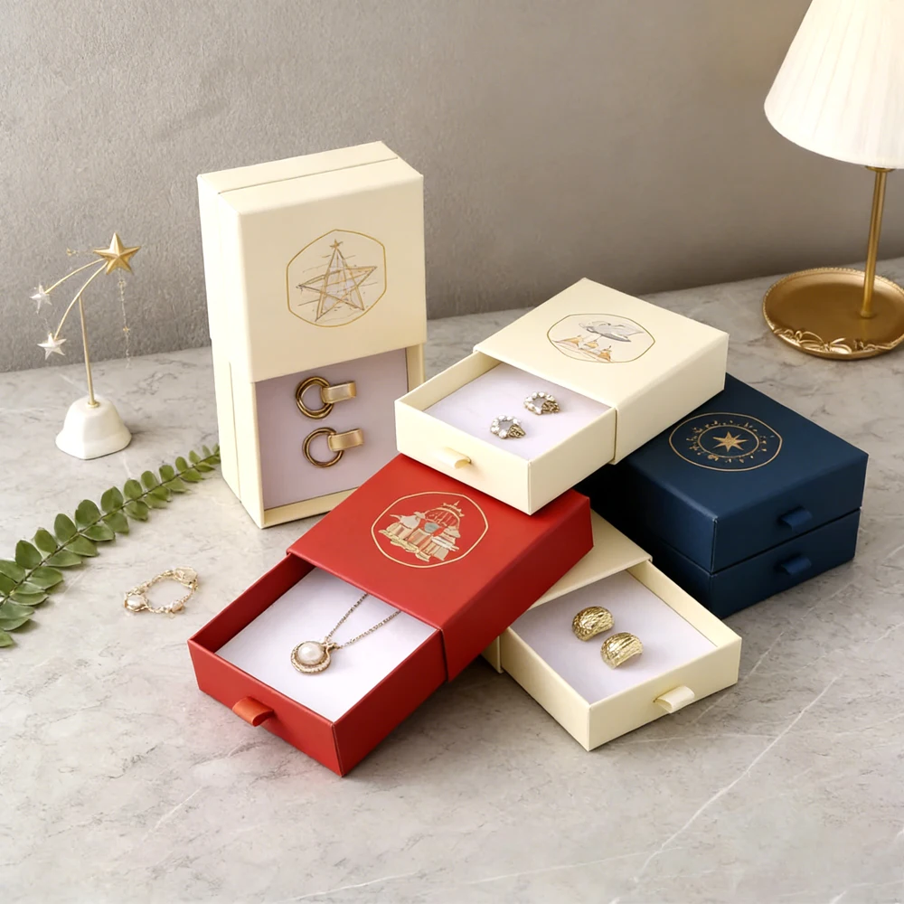 50Pcs Custom Logo 10x10x4cm Jewlery Drawer Box With White Sponge Ring Earrings Pendant Bracelet Brooch Boxes Packaging Gift Case
50Pcs Custom Logo 10x10x4cm Jewlery Drawer Box With White Sponge Ring Earrings Pendant Bracelet Brooch Boxes Packaging Gift Case