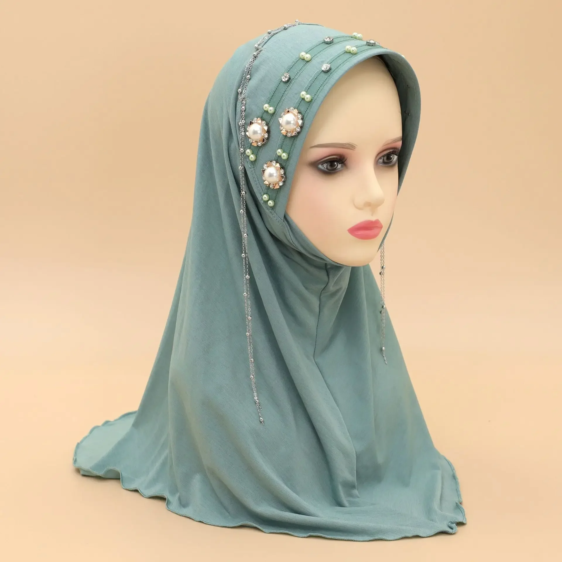 Beaded Drill Fringe Solid Color Cotton Hard Brim Headscarf Muslim Women Hijab Turban Islam Head Wrap Shawls Amira Pull On Hat
Beaded Drill Fringe Solid Color Cotton Hard Brim Headscarf Muslim Women Hijab Turban Islam Head Wrap Shawls Amira Pull On Hat