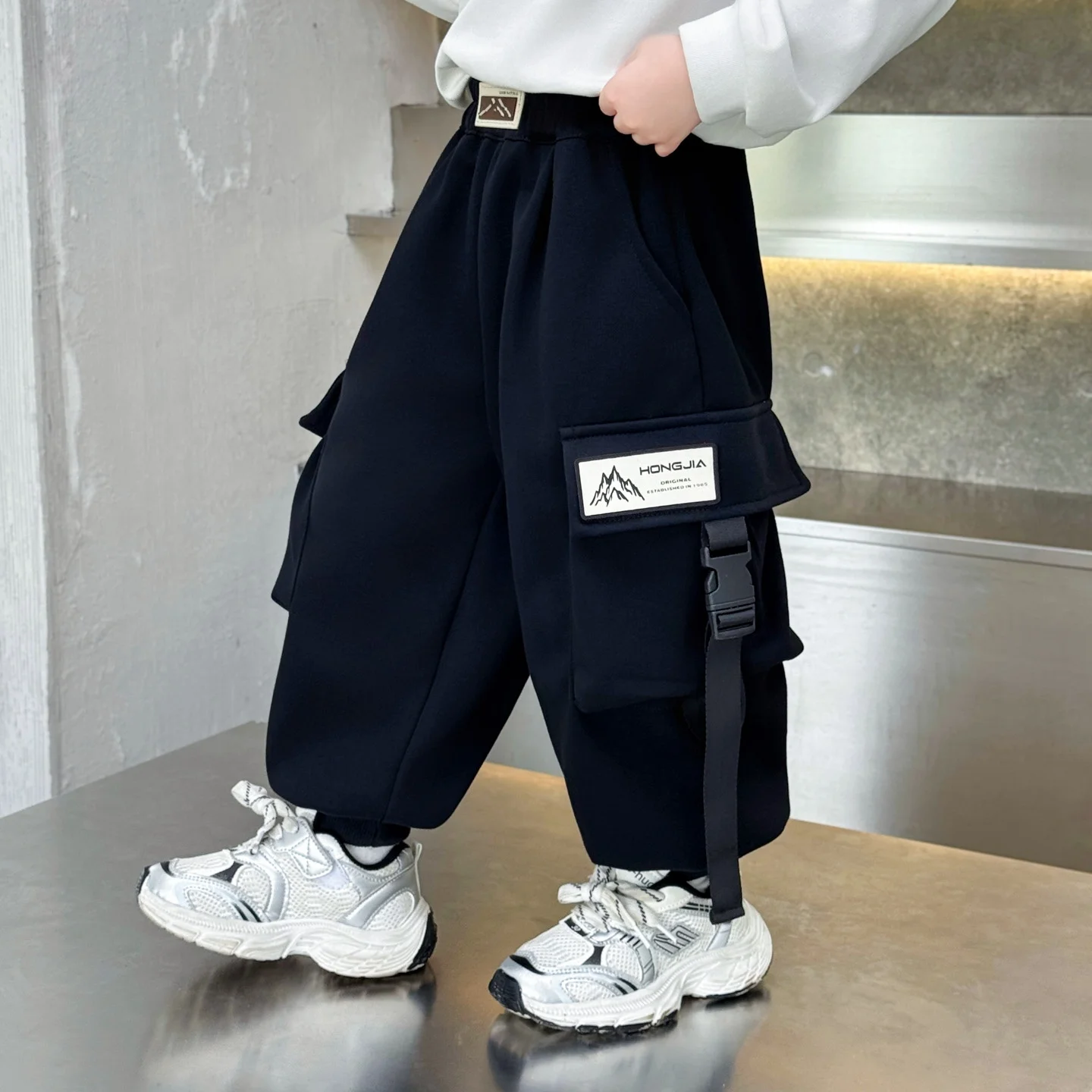 Брюки-карго для мальчиков на флисовой подкладке, повседневные, с высокой талией, из смесового хлопка, дышащие, удобные, спортивные, для подростков
Брюки-карго для мальчиков на флисовой подкладке, повседневные, с высокой талией, из смесового хлопка, дышащие, удобные, спортивные, для подростков