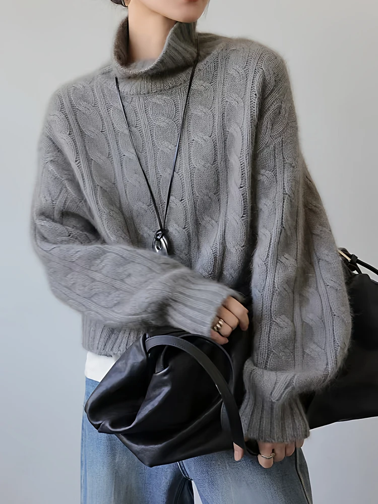 100% pure cashmere sweater women's high-necked loose lazy wind sweater autumn and winter new knitted bottoming shirt
100% pure cashmere sweater women's high-necked loose lazy wind sweater autumn and winter new knitted bottoming shirt