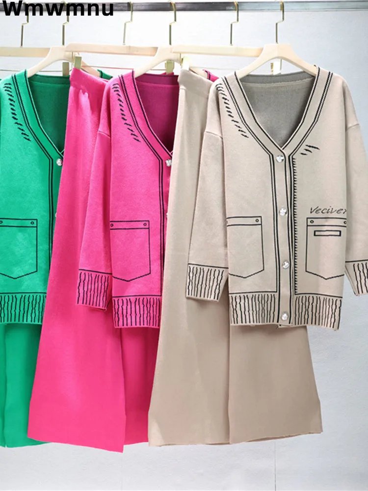 Soft Warm Print Sweater 3 Piece Sets Casual Strip Fall Winter Sueter Cardigan Coat Conjuntos Baggy Wide Leg Malhas Pants Outfits
Soft Warm Print Sweater 3 Piece Sets Casual Strip Fall Winter Sueter Cardigan Coat Conjuntos Baggy Wide Leg Malhas Pants Outfits