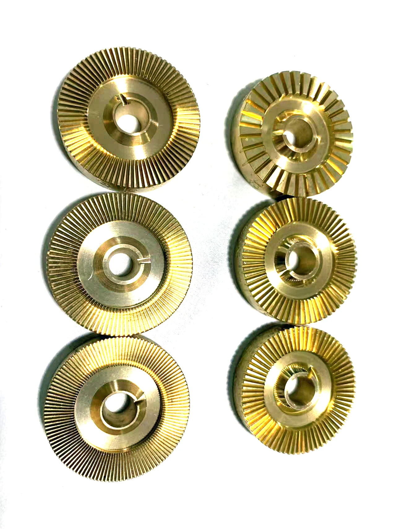 Gem Stone Faceting Machine Gear Brass Index Wheel for Gemstone Polishing Jewelry Tools Gear 96 80 72 64 32 Index
Gem Stone Faceting Machine Gear Brass Index Wheel for Gemstone Polishing Jewelry Tools Gear 96 80 72 64 32 Index