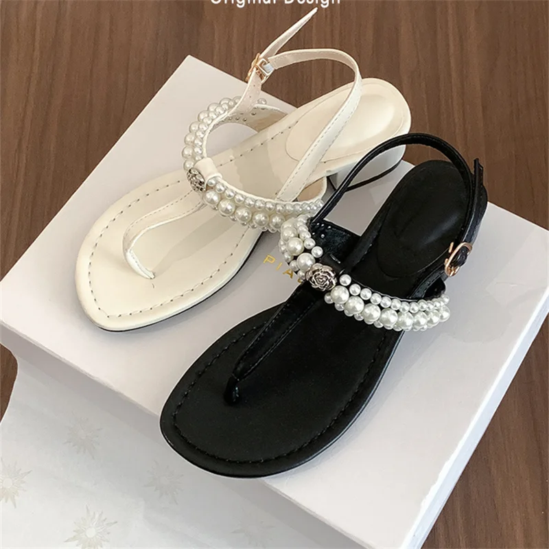 Pearl Chain Pinch Toe Sandals Summer Fashion Buckle Strap Women Shoes Slingback Square Heels Zapatos Mujer
Pearl Chain Pinch Toe Sandals Summer Fashion Buckle Strap Women Shoes Slingback Square Heels Zapatos Mujer