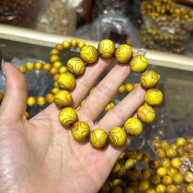 Amber wood bracelet ghost faces facing each other, Mingzi Buddhist beads 20mm 108 pieces, red and yellow translucent with f
Amber wood bracelet ghost faces facing each other, Mingzi Buddhist beads 20mm 108 pieces, red and yellow translucent with f