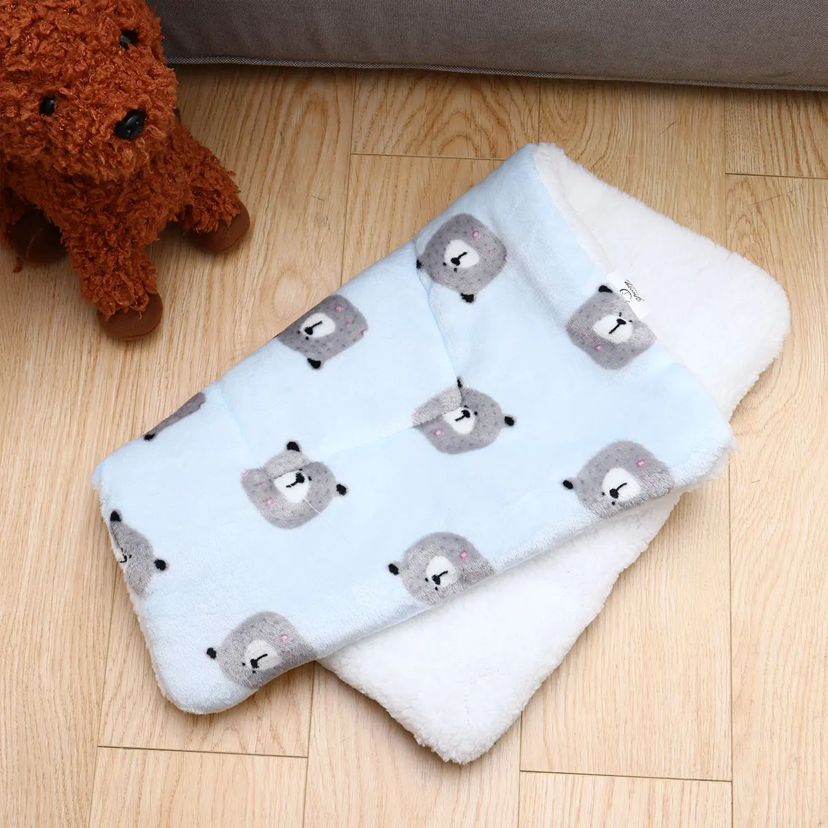 Ultra Soft Cushion Dog Bed Four Seasons Warm Sleeping Mat Puppy Blanket Comfortable Cushion For Large Medium Small Dogs Bear
Ultra Soft Cushion Dog Bed Four Seasons Warm Sleeping Mat Puppy Blanket Comfortable Cushion For Large Medium Small Dogs Bear